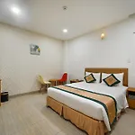 Camila Airport Hotel