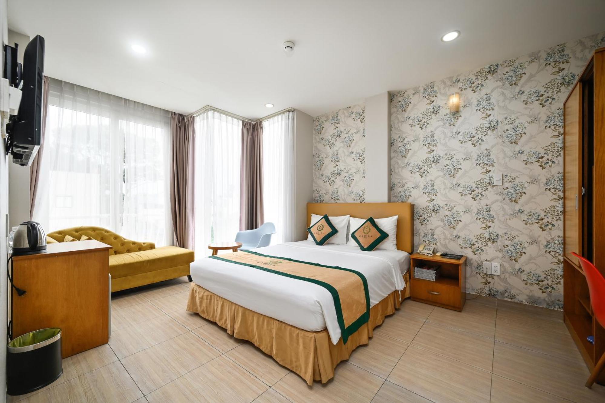 Camila Airport Hotel Hotel 3*