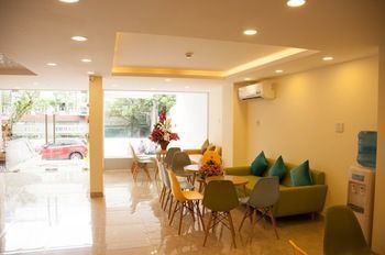 Camila Airport Hotel 3*